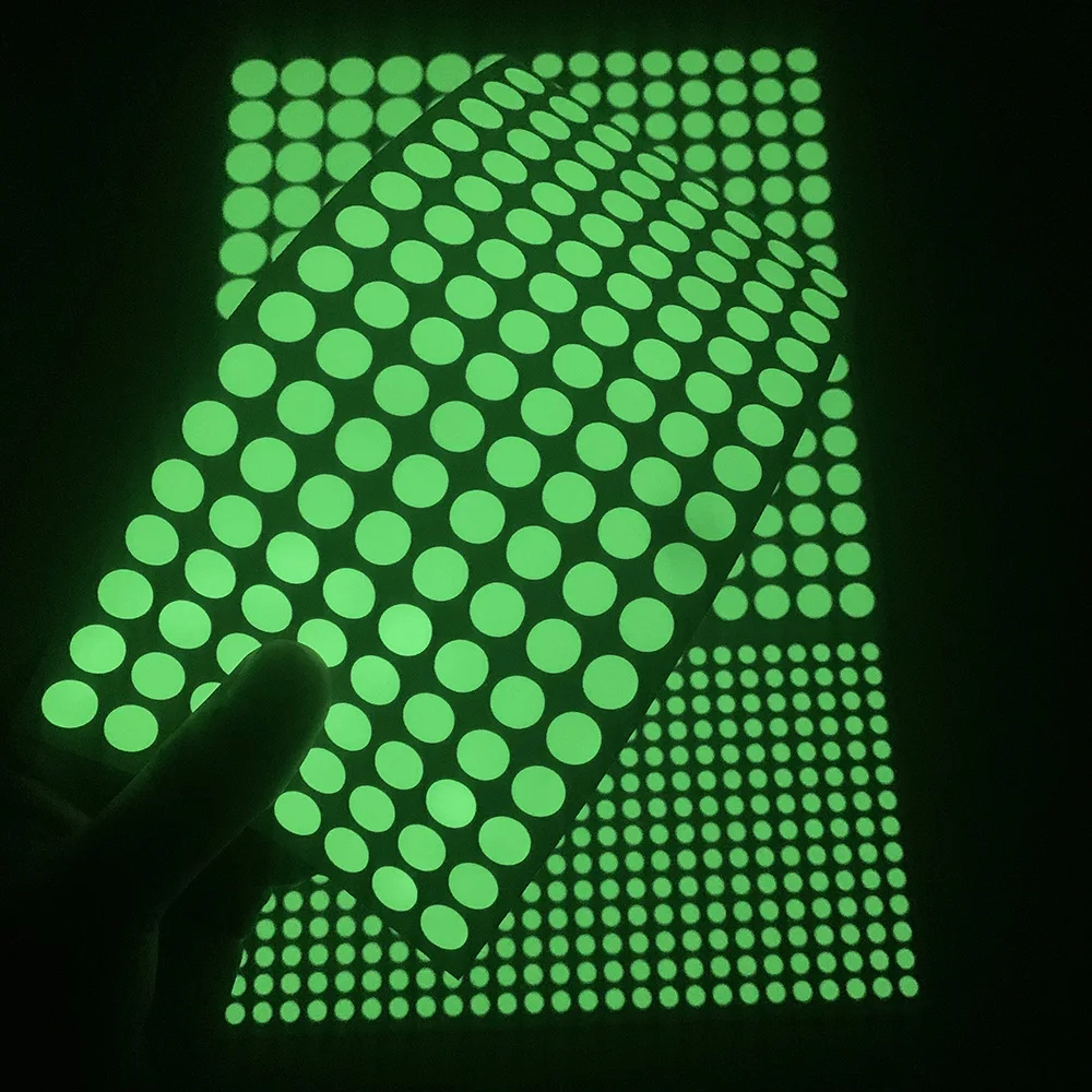Glow In Dark Stars - 1 Blatt leuchtende 3D-Wandaufkleber, die im
