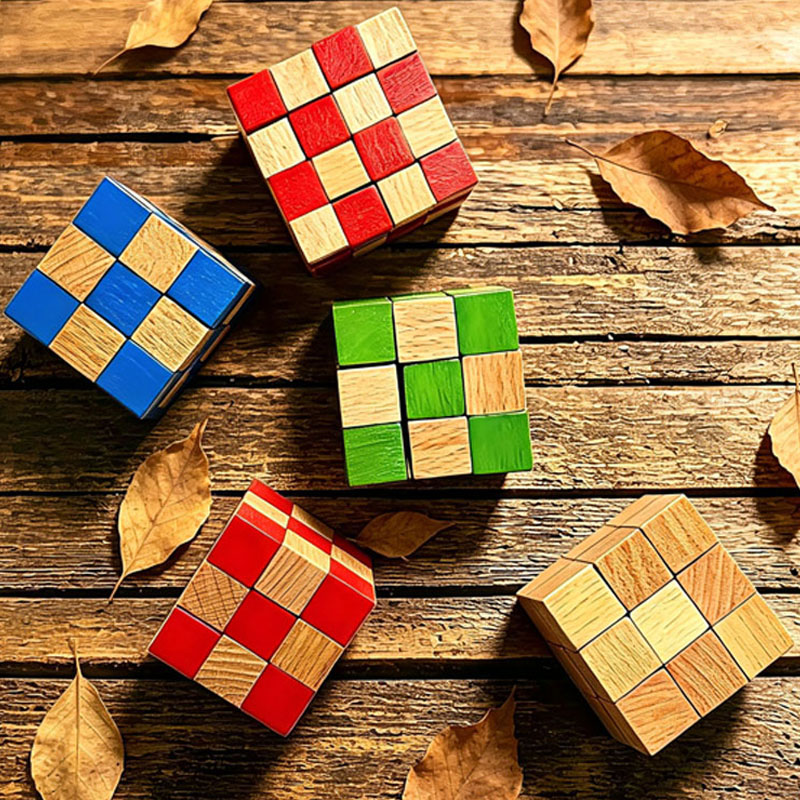 Wooden Puzzle Kids - Quadratischer Schlangenwürfel aus Holz, Denkspiel für