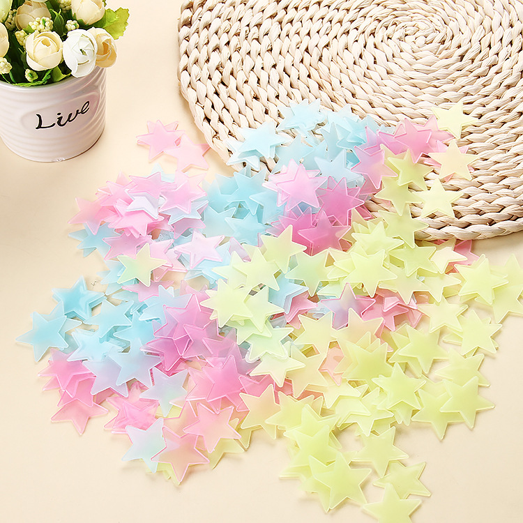 100 Stück leuchtende 3D-Sterna – Glow In Dark Stars Bewertung und Preis