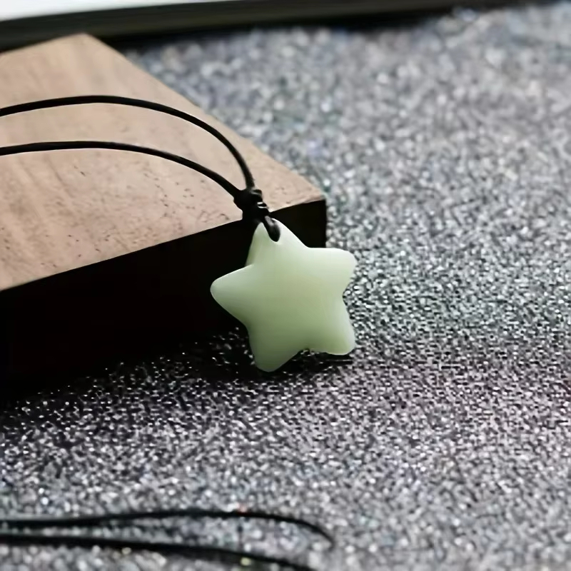 Leuchtender Stern Glücks-Jade- – Glow In Dark Stars Bewertung und Preis